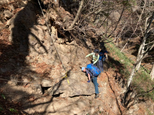 六林班峠へ向かうルート上の崩壊箇所