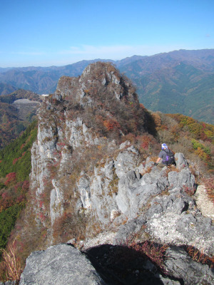 西岳の岩稜
