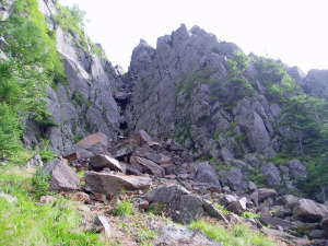 稲子岳南壁